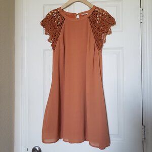 Altar'd State Women's Amber Cando Lined Shift Dress - Size Medium - EUC